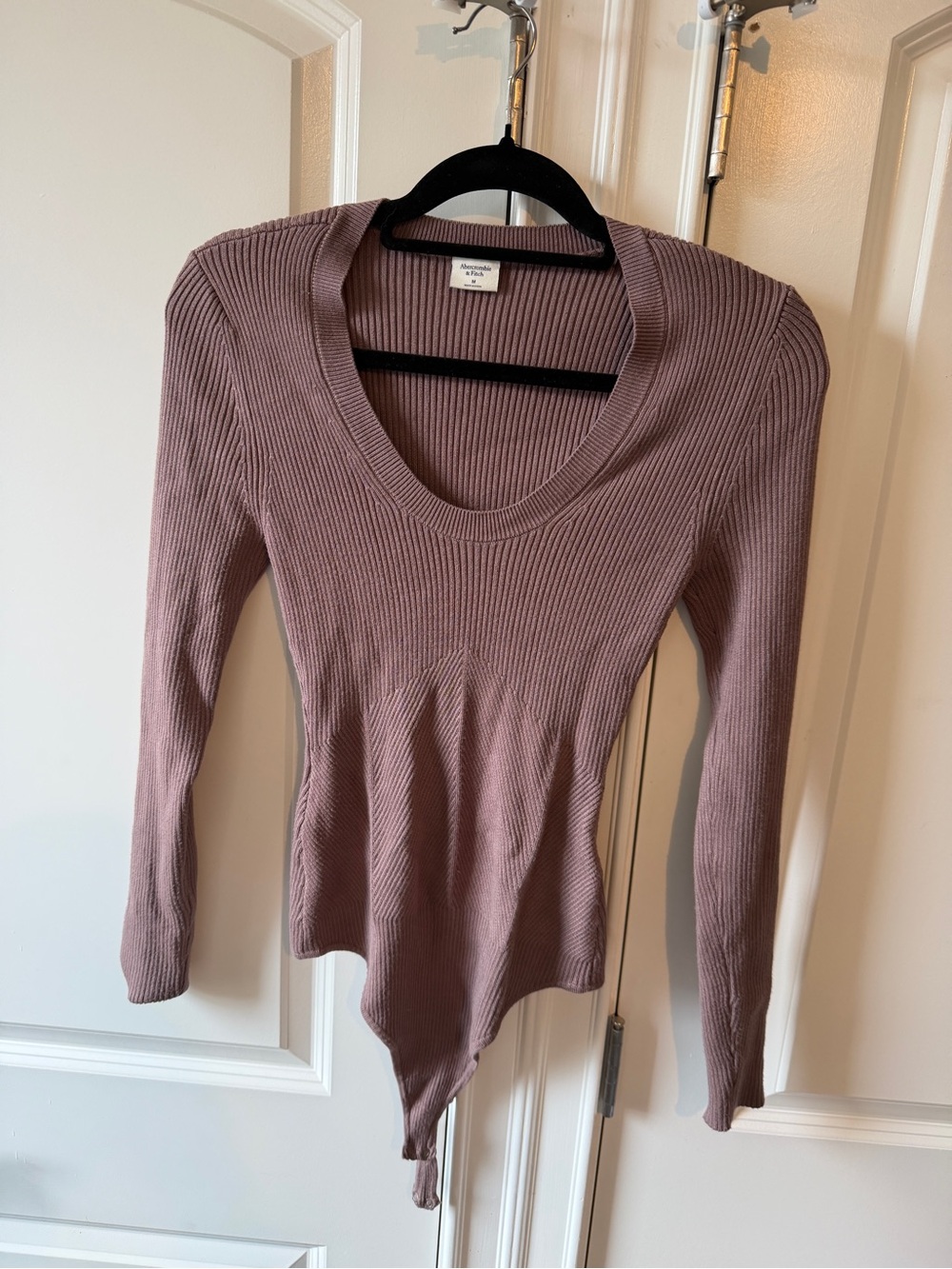 Ribbed Scoop Neck Long Sleeve Bodysuit - Mauve